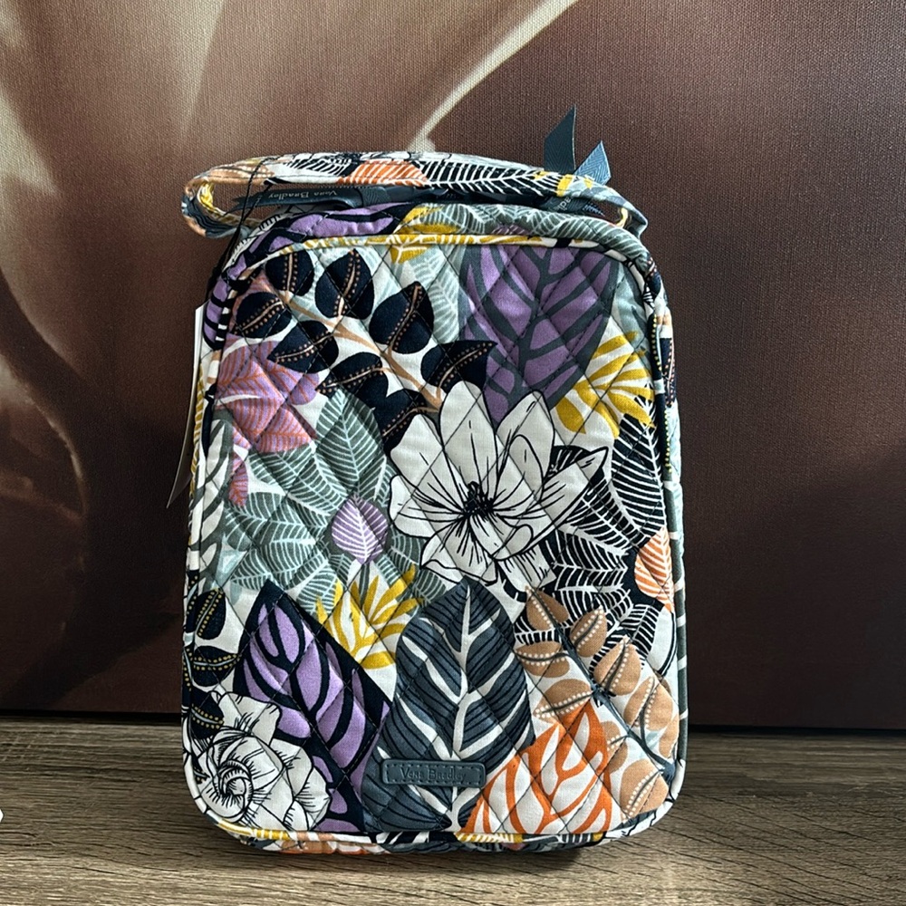 VB Lunch Bag Palm Floral NWT